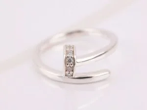ANILLO DE PLATA MEDIO CIRCULO