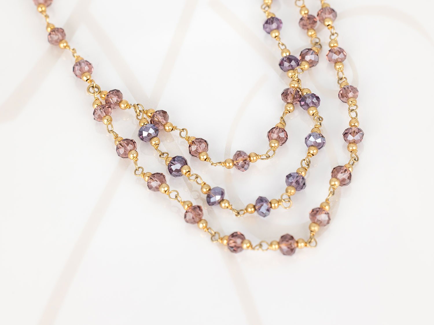 COLLAR SIN DIJE ORO LAMINADO TRIPLE SENCILLO CRISTAL