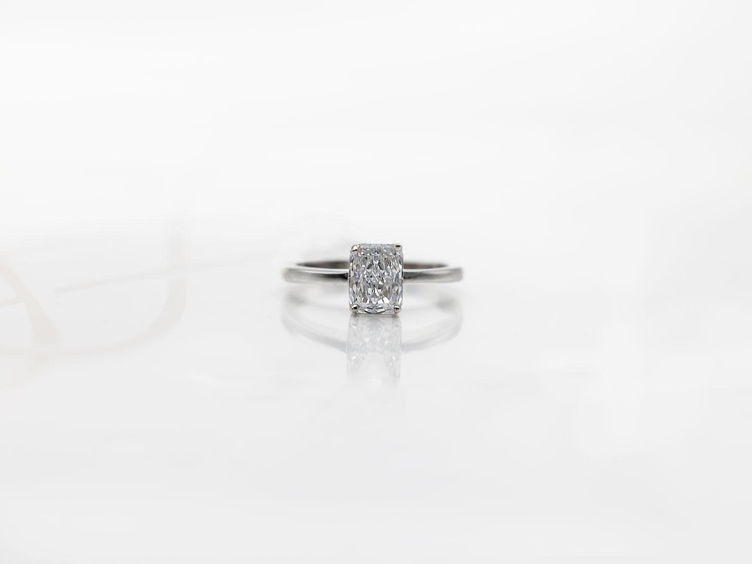 ANILLO PLATA RODIZADA TOPACIO BLANCO SOLITARIO