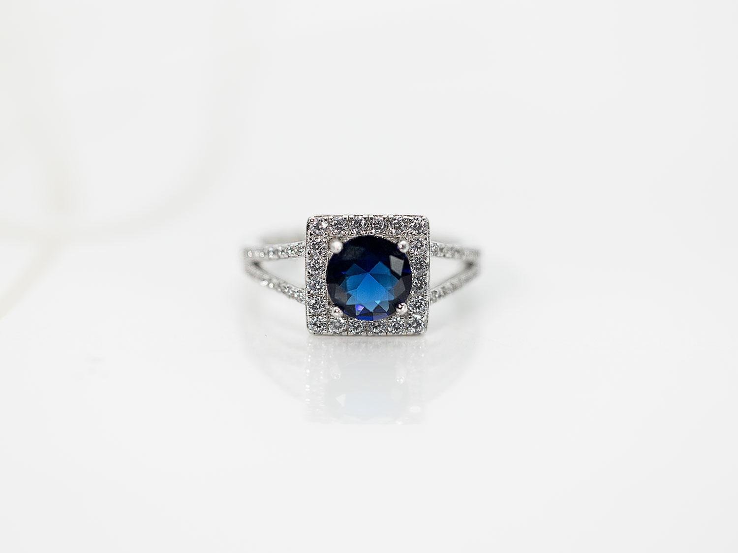 ANILLO PLATA RODIZADA ZAFIRO MICROPAVE