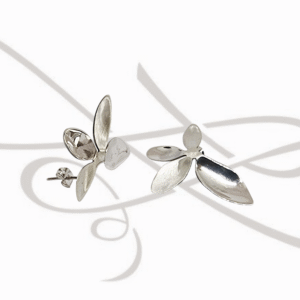 ARETE PLATA FIGURA FLOR