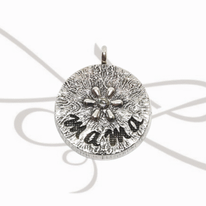 DIJE PLATA ELECTROFORMADO MAMÁ